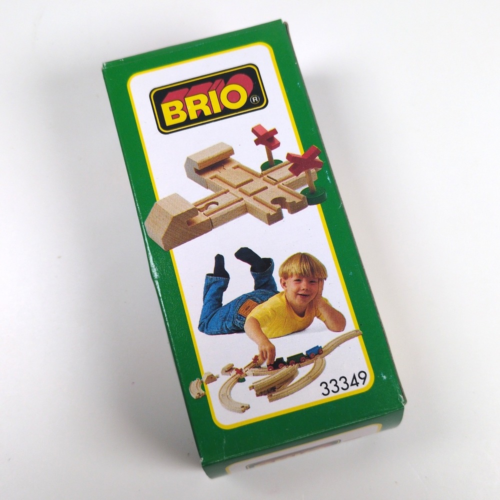 Vtg 90s Brio Train Crossing Tracks Wood Railway Set #33349 Thomas New Box - Picture 3 of 4
